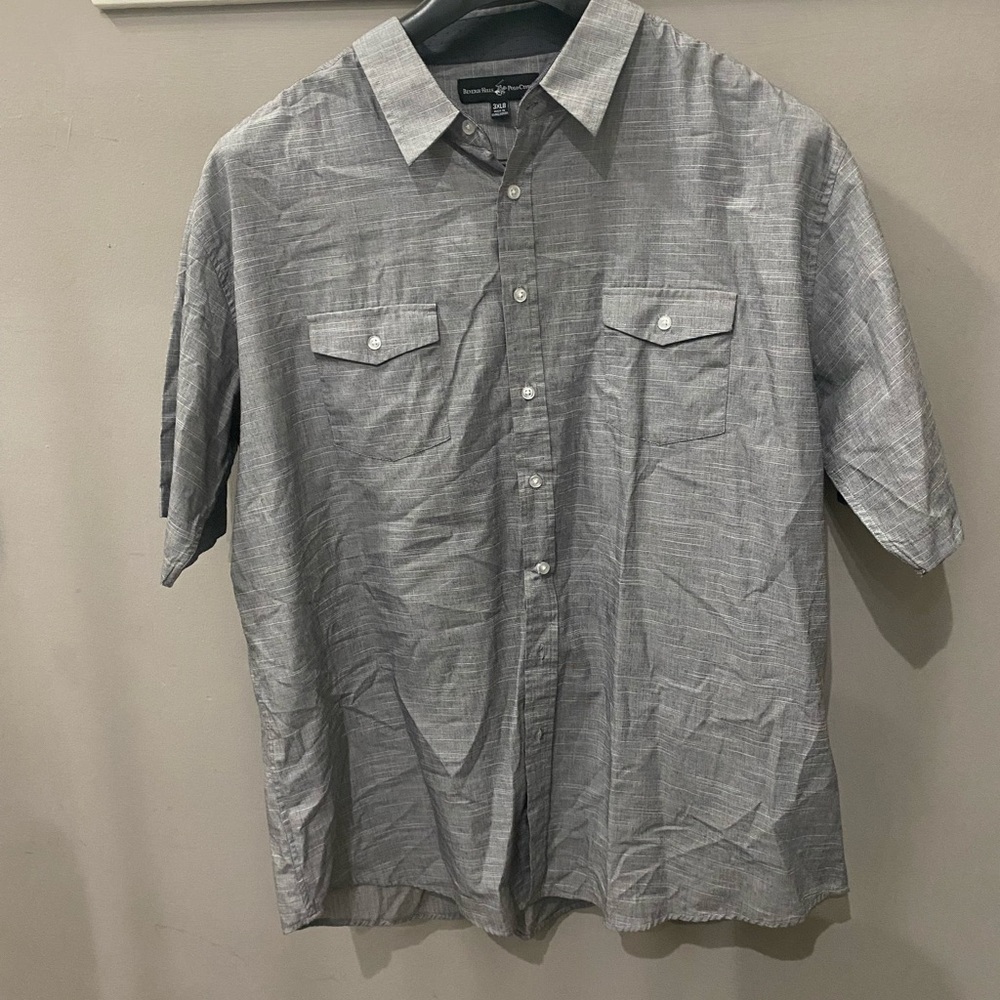 Men’s Beverly Hills Polo Club Button Up short sleeve Shirt